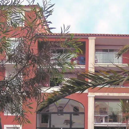 Lägenhetshotell Lagrange Port-marine 4*