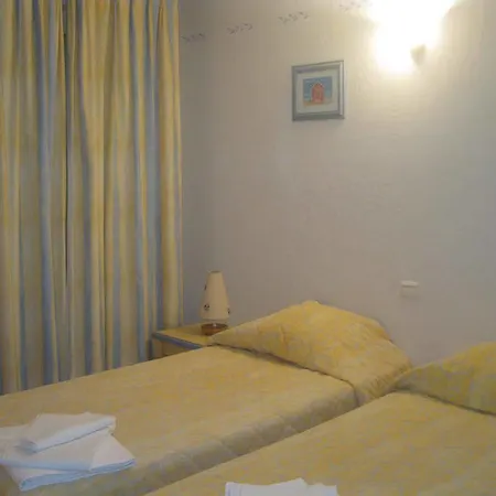 Lagrange Port-marine Lägenhetshotell