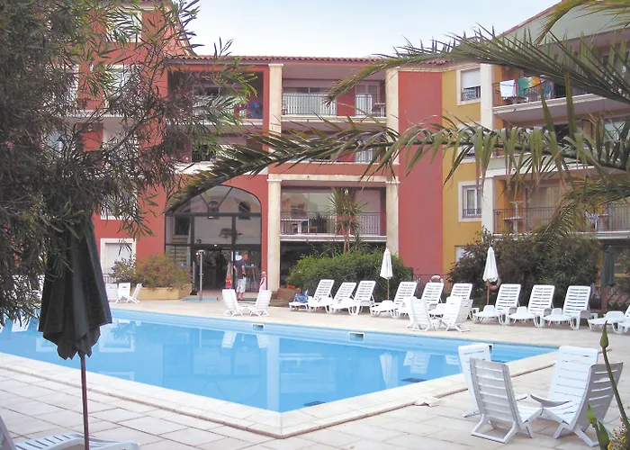 Lagrange Port-marine Aparthotel 4*