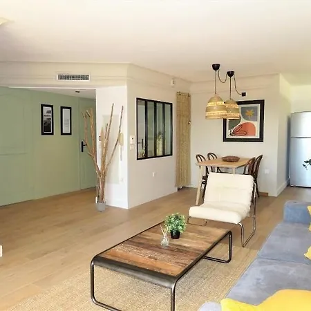 Lagrange Port-marine Apartmanhotel
