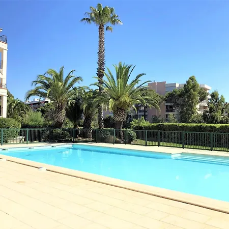 Lagrange Port-marine Apartmanhotel 4*