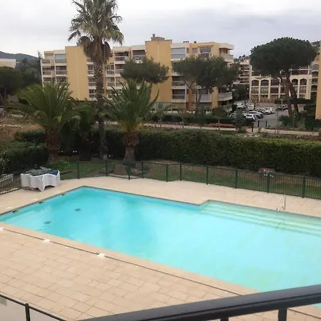 Lagrange Port-marine Appart hôtel