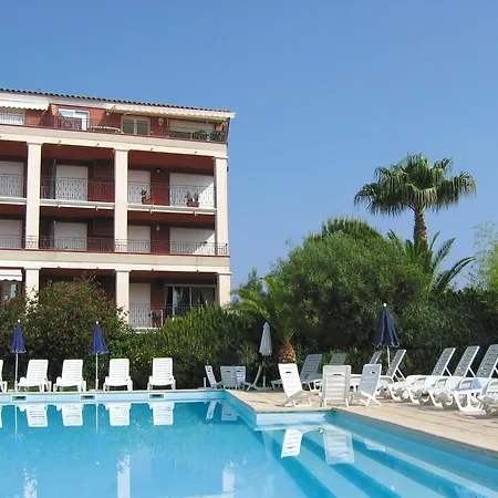 Lagrange Port-marine Appart hôtel Sainte-Maxime
